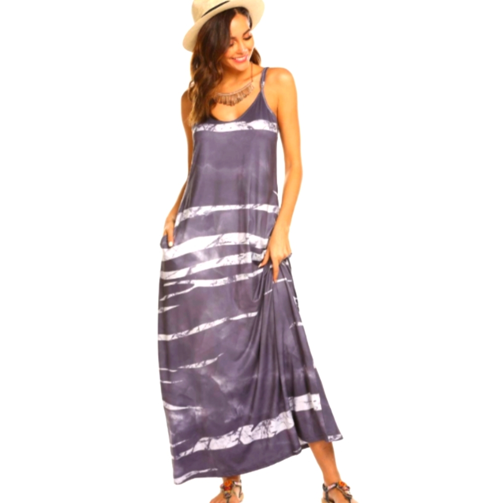 NWT Stylish Purple and White Boho Maxi Dress Size Small NWT